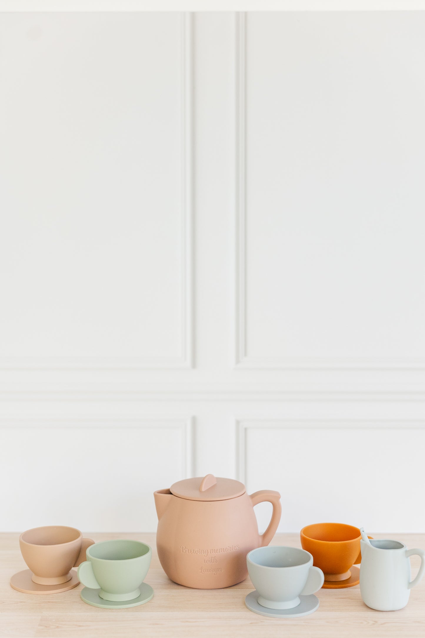 Personalized silicone tea set