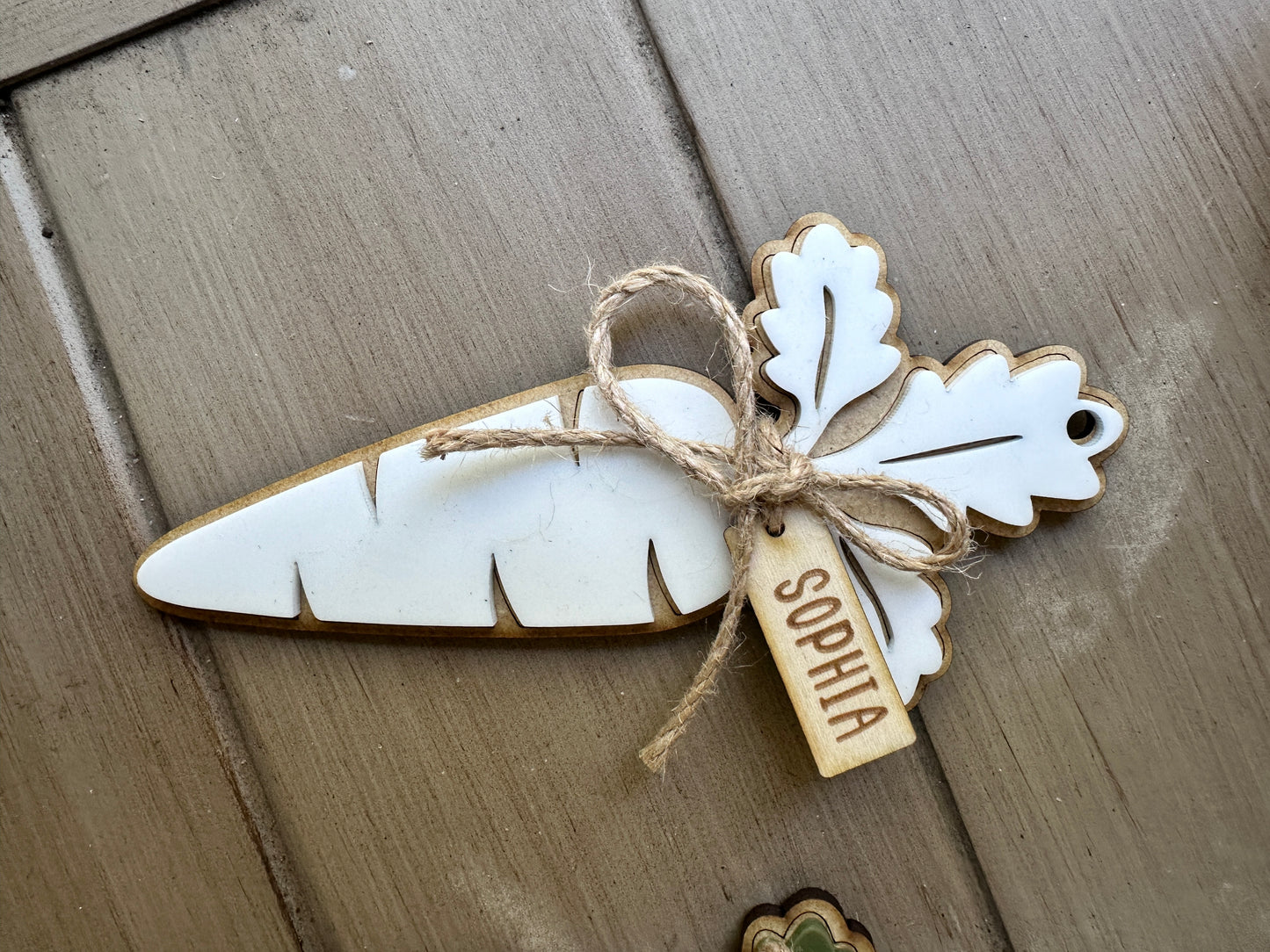 Carrot easter tag