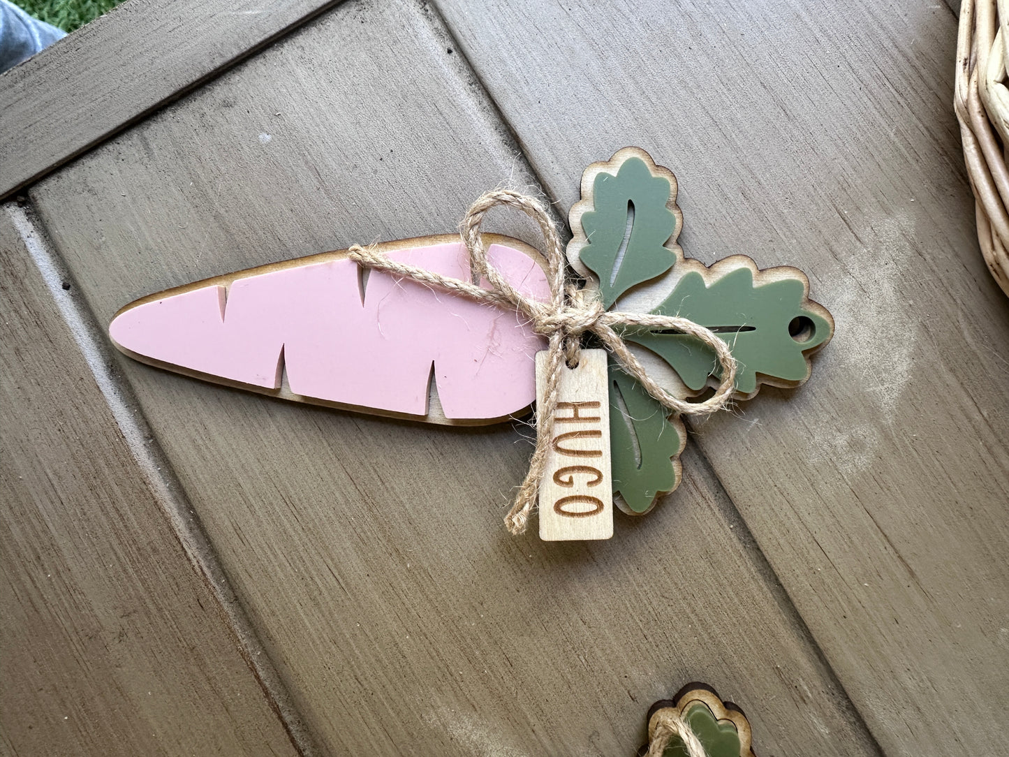 Carrot easter tag