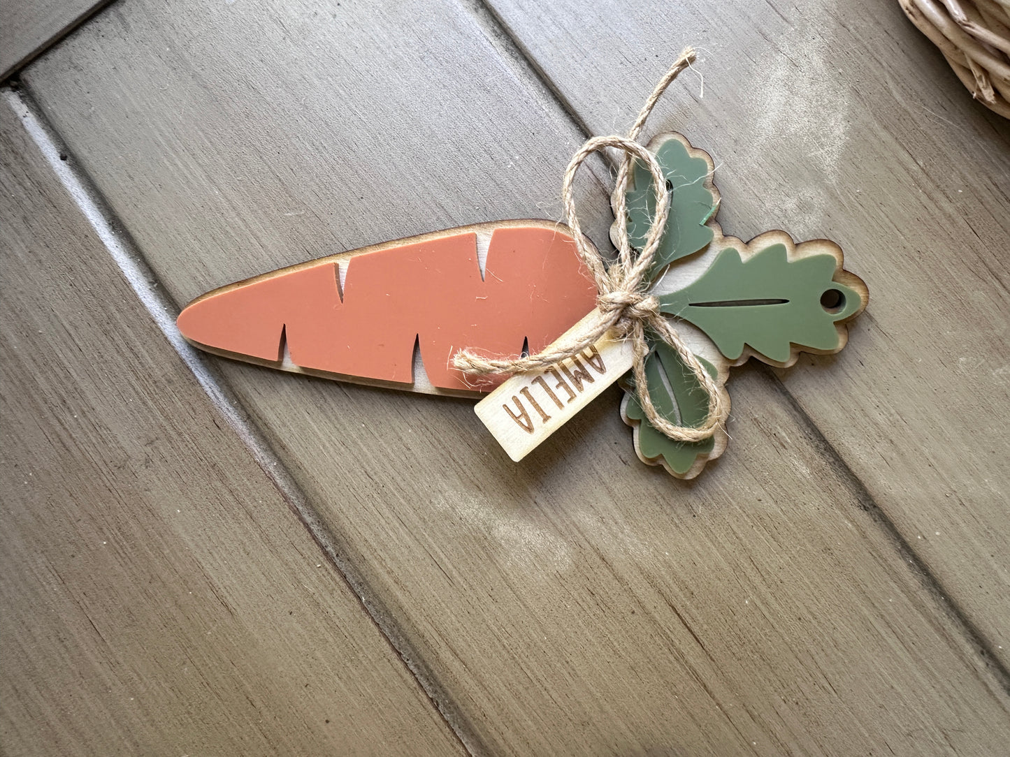 Carrot easter tag