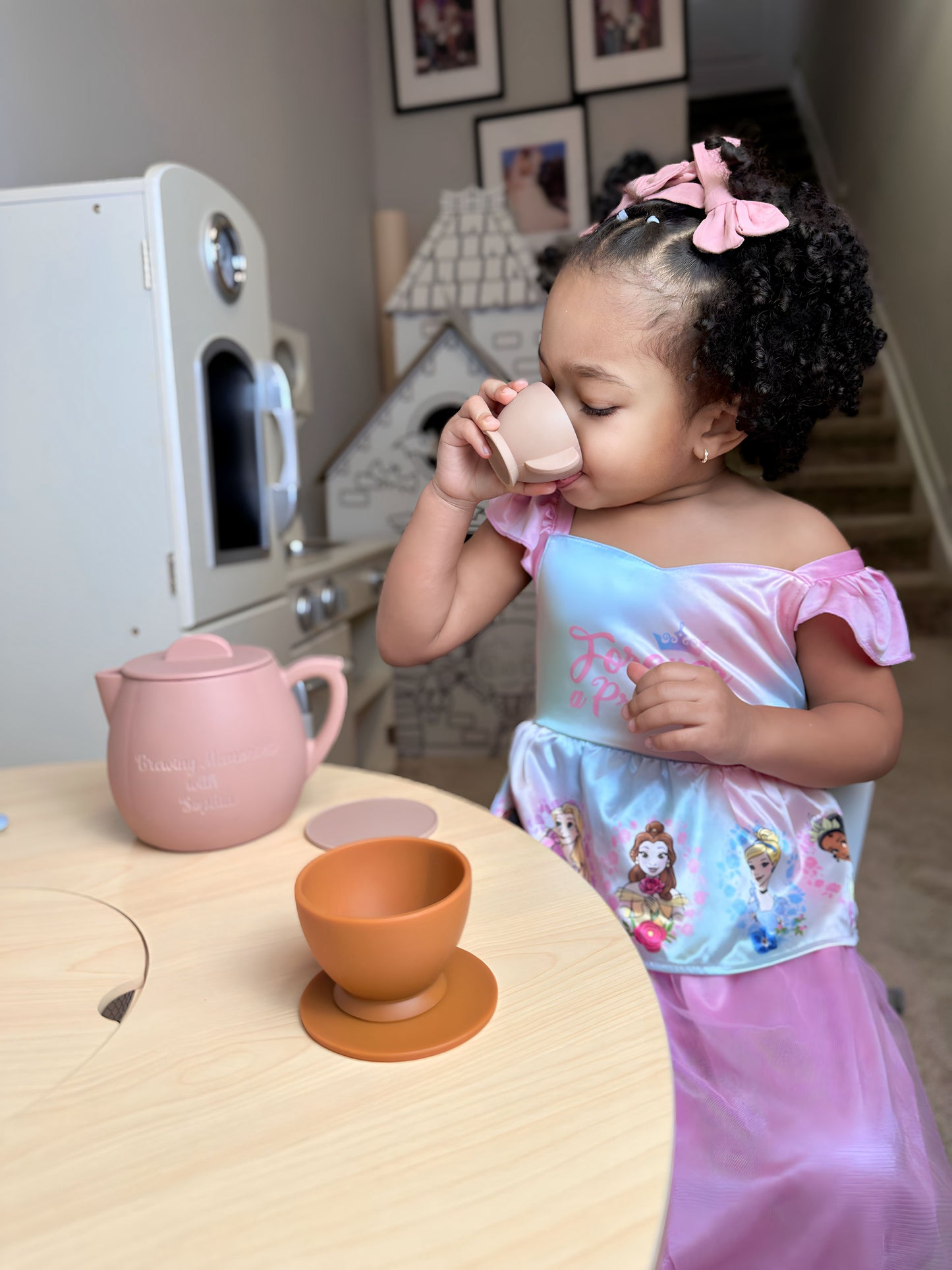 Personalized silicone tea set