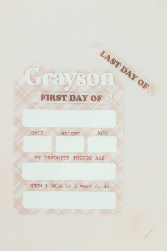 Gingham First & Last Day of School Sign – Personalized Reusable School Photo Board | Custom Back to School Homeschool Sign for Kids
