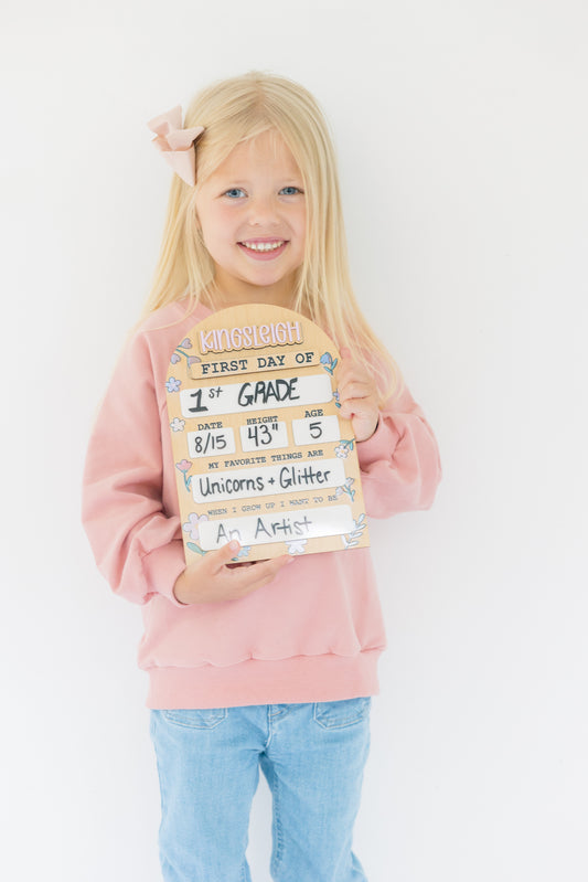 Floral Arch First & Last Day of School Sign – Personalized Reusable Back to School Board for Girls | Custom Name Photo Prop