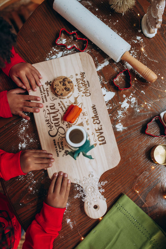 🎄 Personalized Santa Cookie Tray – Christmas Eve Board for Kids, Holiday Treat Plate for Santa & Reindeer – Custom Engraved Christmas Gift 🎅